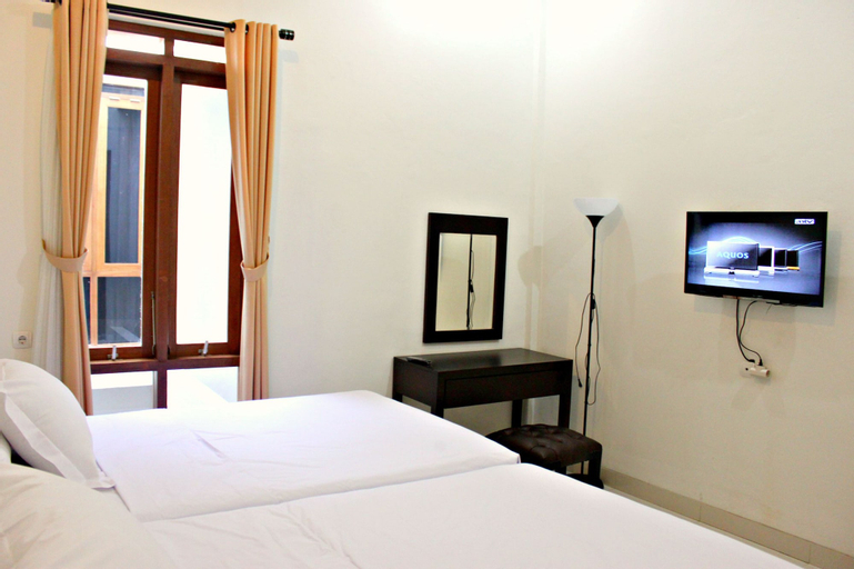 Bedroom 2, De Nuansa II Dago Syariah by HouseinBandung, Bandung