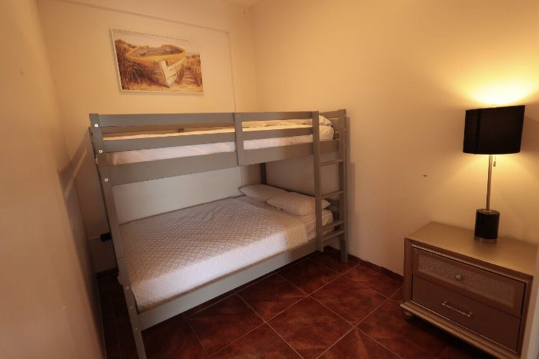 Bedroom 2, The Good Vibes House
