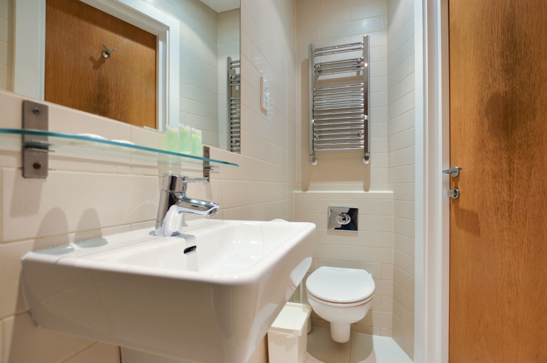 Bathroom 3, Princes Square Serviced Apartments by Concept Apartments, London
