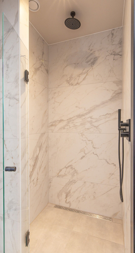 Bathroom 3, Monument Hotel, Zaanstad