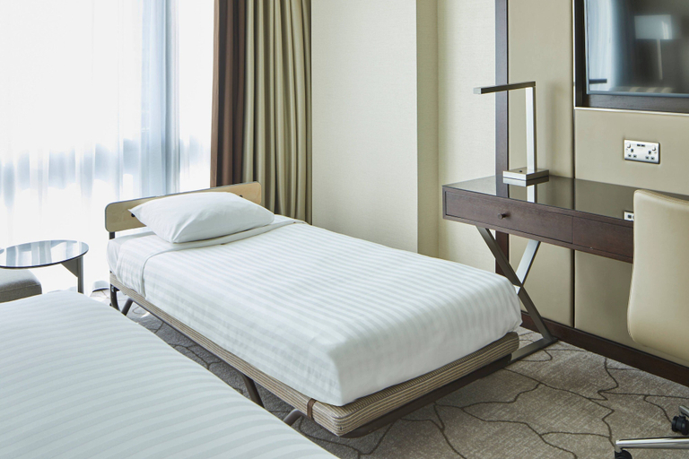 Bedroom 2, London Marriott Hotel Canary Wharf, London