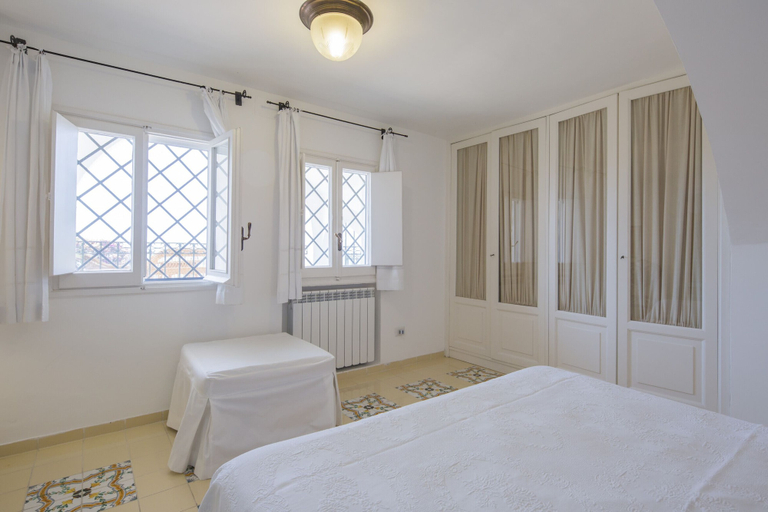 Bedroom 3, Estate4home -.villa San Montano, Napoli