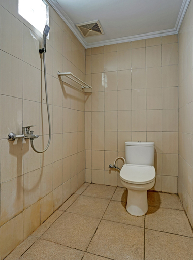 Bathroom, Kiki Residence Bali, Denpasar