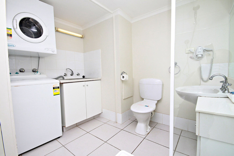 Bedroom 5, Windward Apartments, Maroochy - Mooloolaba