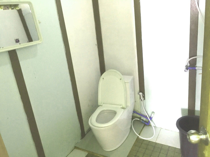 Bathroom 3, Khaochan Resort, Songkhla Lake