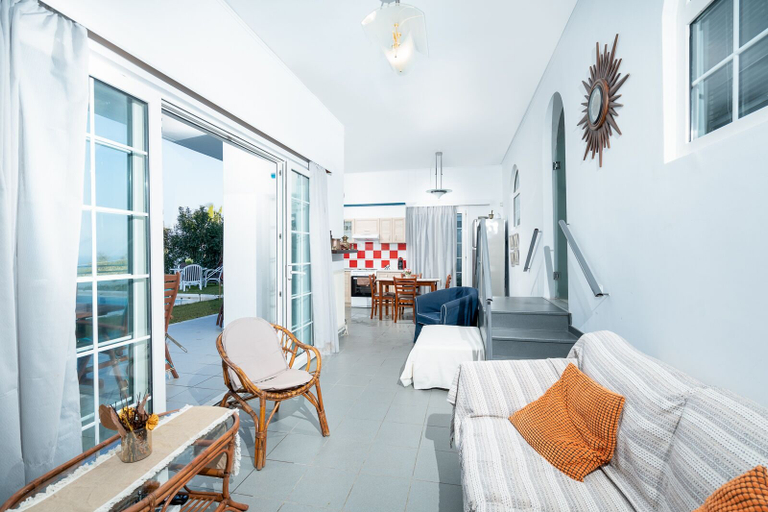 Others 4, Deluxe Apartments Giamatasta, Attica