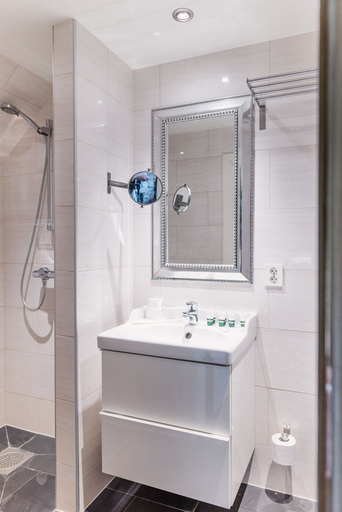 Bathroom 3, Store Ringheim Hotell og Restaurant, Voss