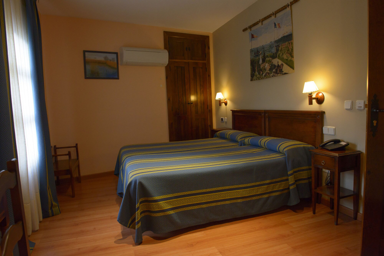 Bedroom 4, Palaterna, Guadalajara
