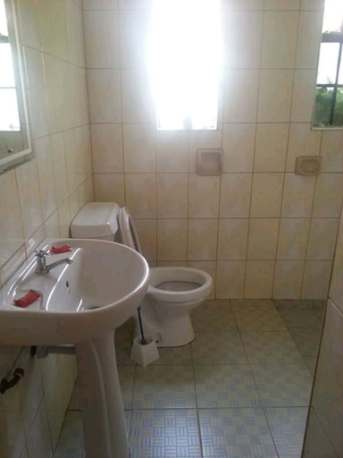 Bathroom 4, Panesis Hotel, Manyatta