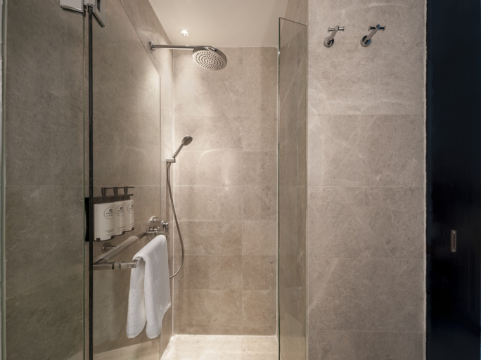 Bathroom 24