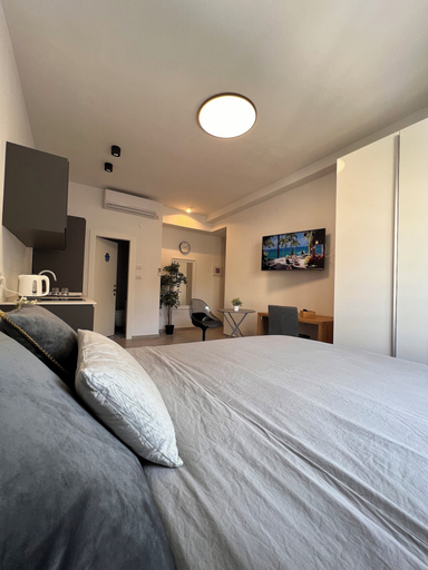 Bedroom 3, White Door Apartments