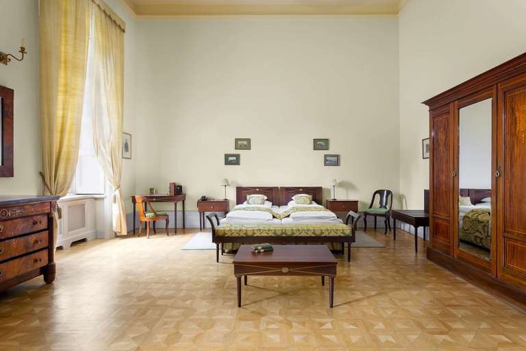 Bedroom 2, Károlyi Kastély Hotel & Restaurant, Mór