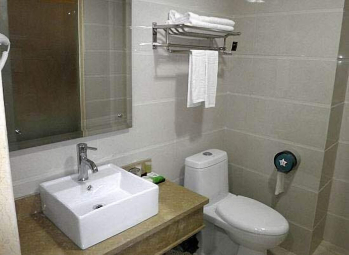 Bathroom, Huayun Business Hotel, Baoding