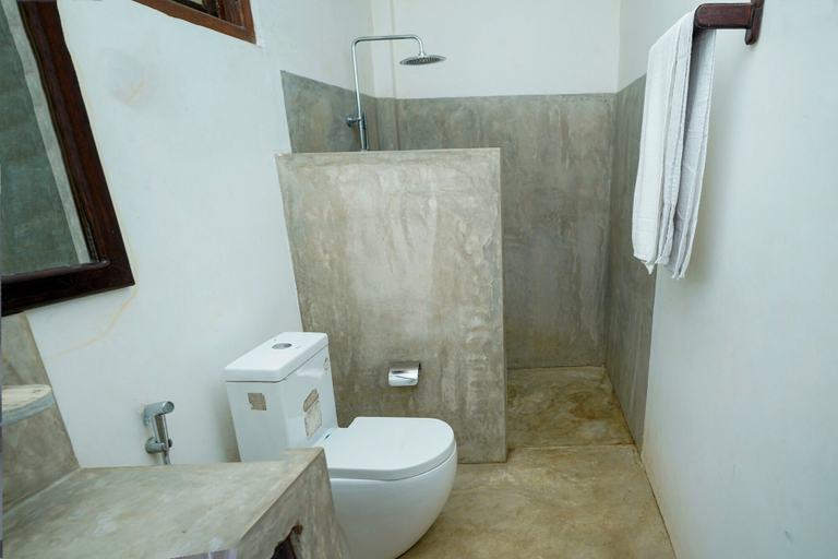 Bathroom, French Garden Kandy, Kundasale