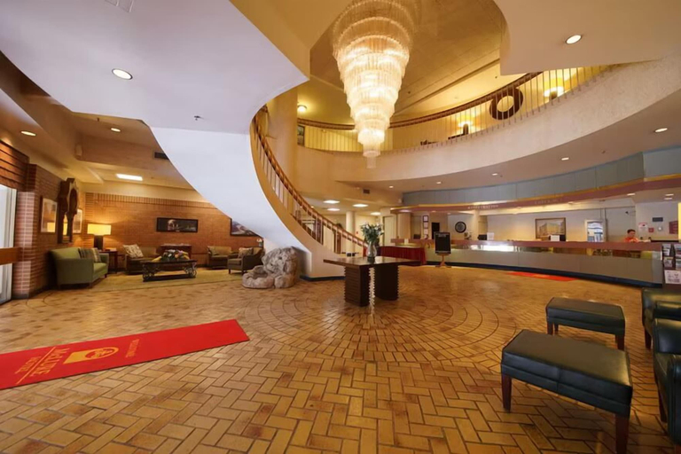 Others 4, McLure Inn and Suites, Ohio
