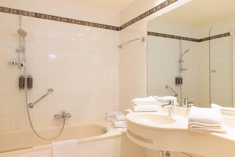 Bathroom 5, Residenz Seehotel Berlin Brandenburg, Dahme-Spreewald
