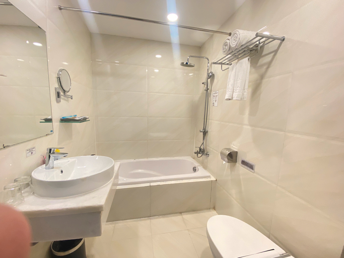 Bathroom 8