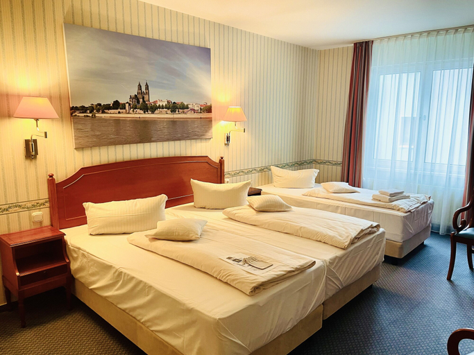 Bedroom 3, Mercure Hotel Plaza Magdeburg, Magdeburg