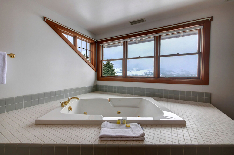 Bathroom 4, Casia Lodge and Ranch, Okanogan