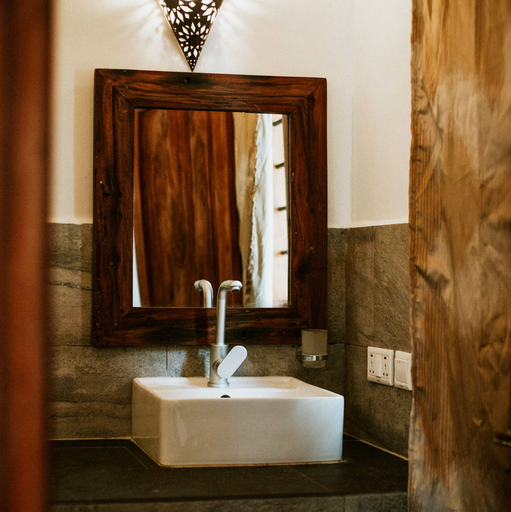 Bathroom, La Playa Paradise Zanzibar, Kaskazini 'A'