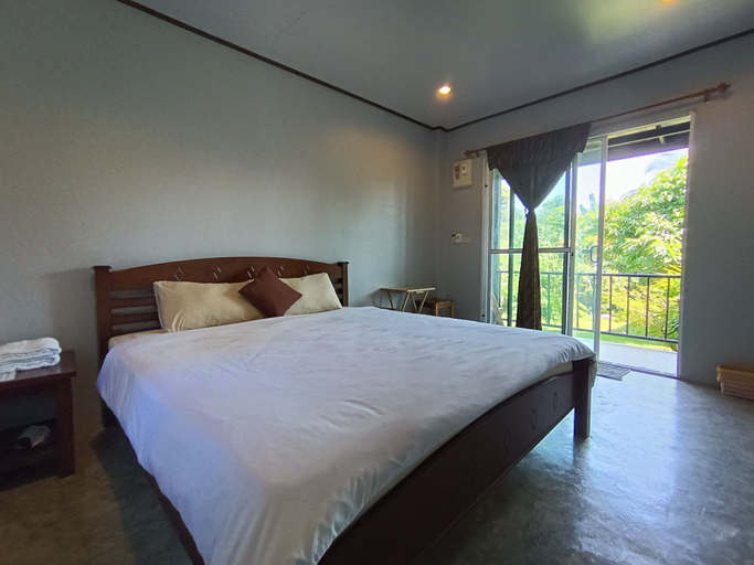Bedroom 2, Kru Guesthouse, Sangkhla Buri
