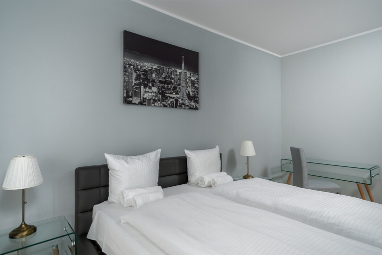 Bedroom 3, RentPlanet - Apartamenty Atal Tower, Środa Śląska