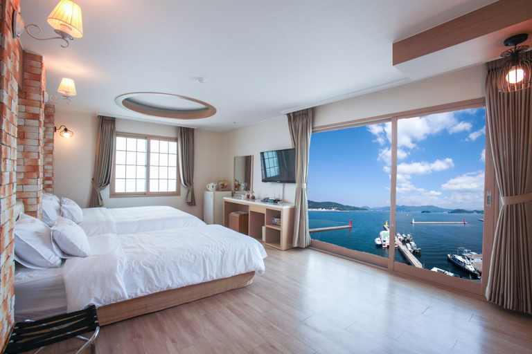 Bedroom 2, Pam Beach, Tongyeong