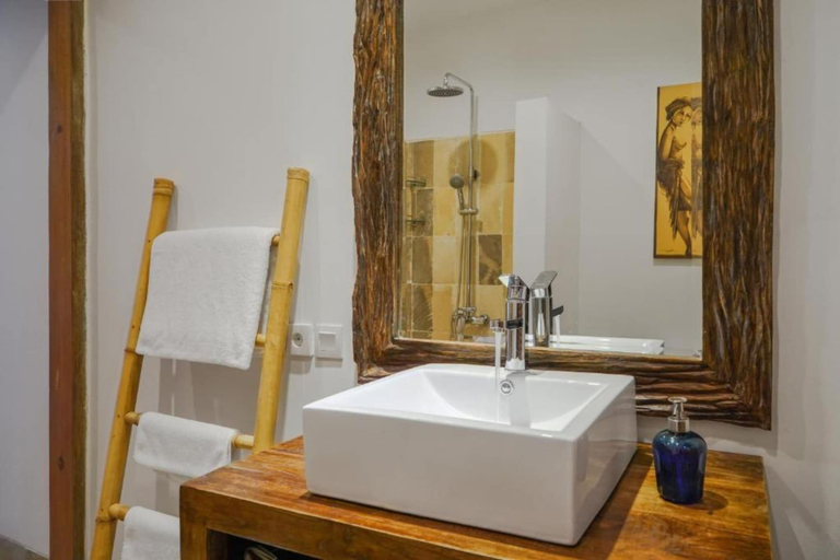 Bathroom 4, Two Lizards Villas, Denpasar