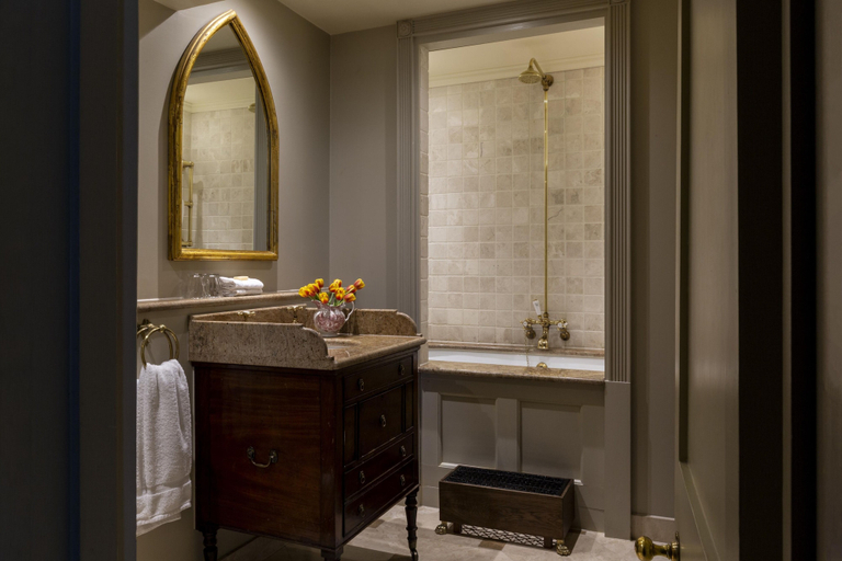 Bathroom 4, Batty Langley's, London