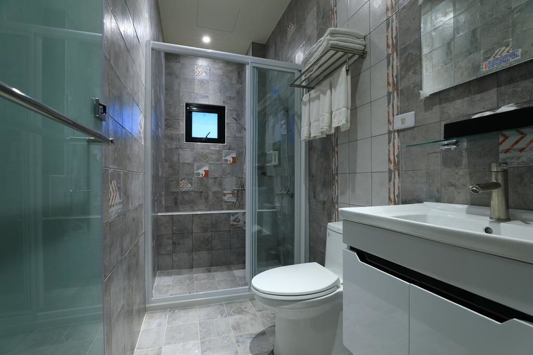 Bathroom 2, Sharp bnb, Penghu