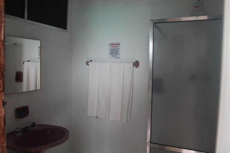 Bathroom 3, Hotel Vitoria Caragua, Caraguatatuba