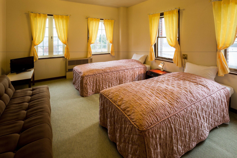 Bedroom, Hotel Eve Plaza, Otari