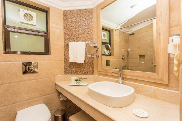 Bathroom 5, Jagatpur Lodge, Narayani