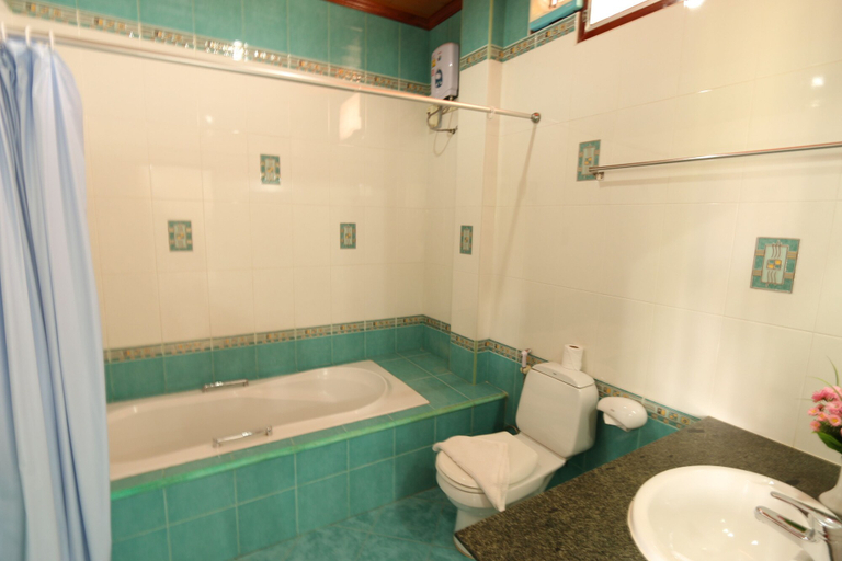 Bathroom 3, Lalco AR Hotel, Vientiane