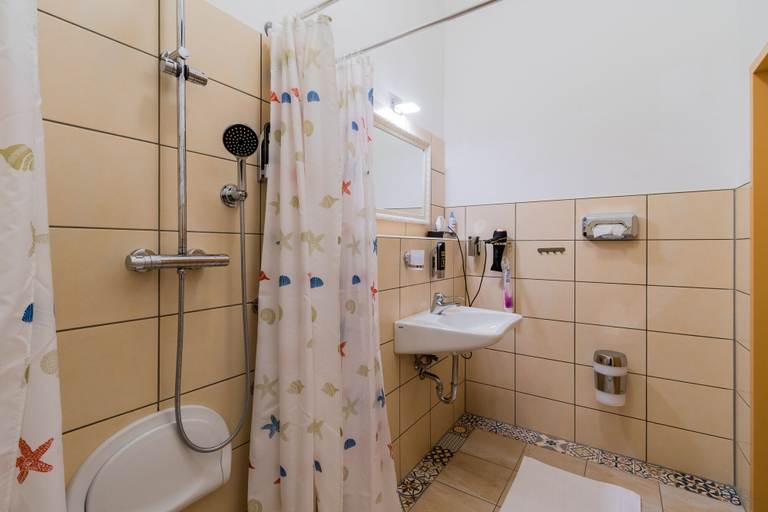 Bathroom 4, Arbio I Parlamento Rooms, Berlin