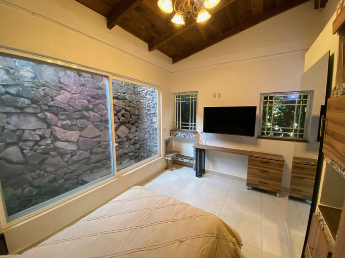 Bedroom 3, Magnolias Jardin & Boutique Suites, León