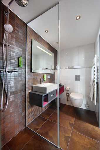 Bathroom 5, Hotel Berlin, Berlin, a member of Radisson Individuals, Berlin