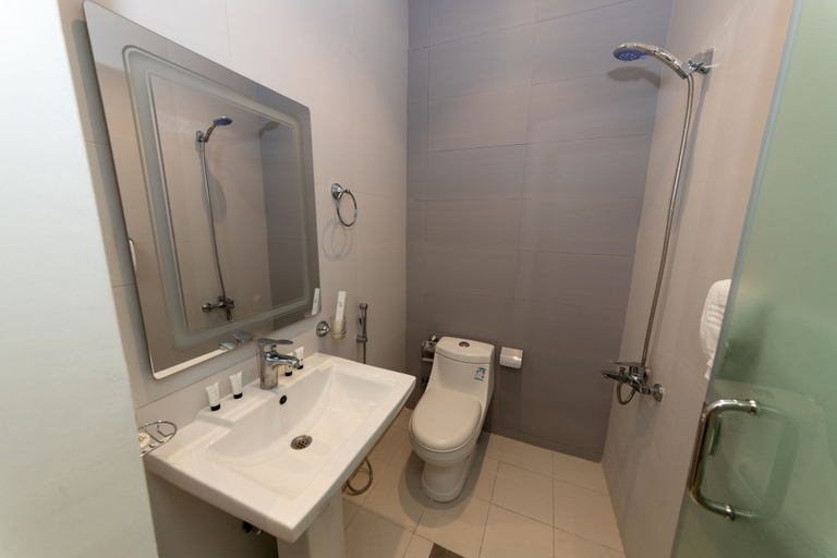 Bathroom 5, Admire Apart' Hotel, Riyadh