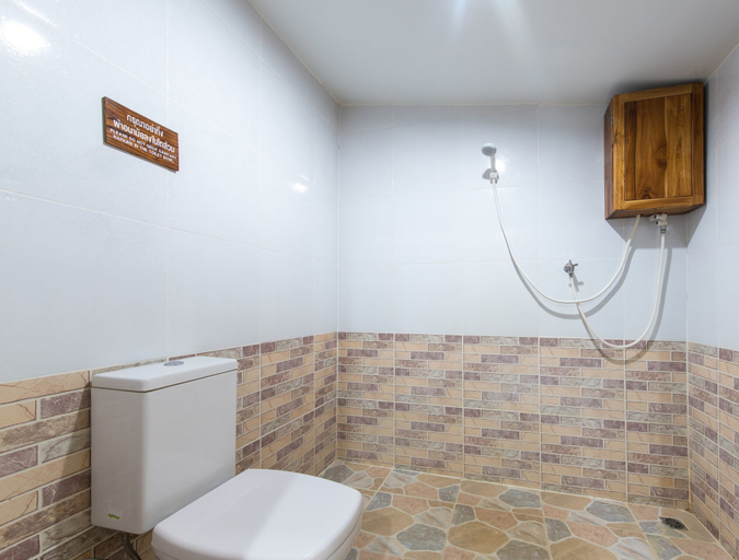 Bathroom 2, Thongphaphum Place, Thong Pha Phum