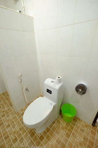 Bathroom 3, Ladawan Resort, Sikao