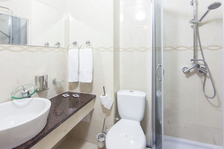 Bathroom, Mini-Hotel Gastsinny yard "La Menska", Minsk