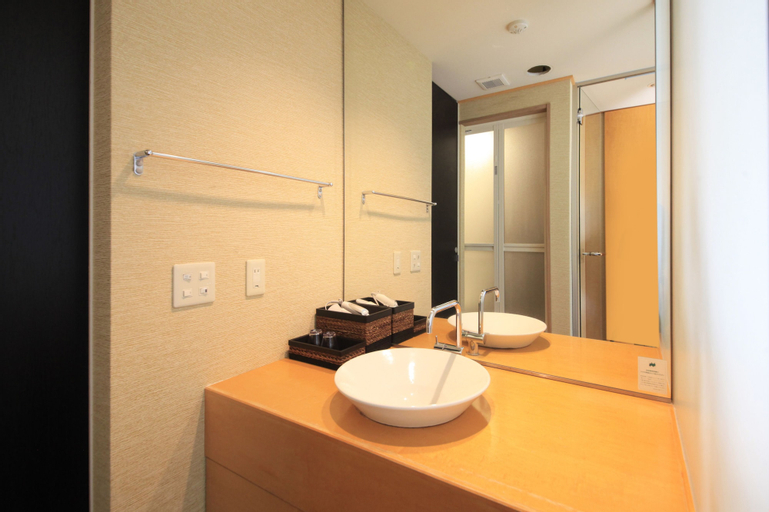 Bathroom 5