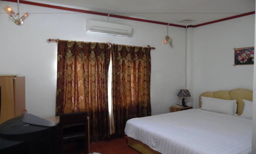 Bedroom 4, Mekong Sunshine Hotel, Vientiane