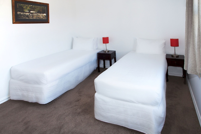 Bedroom, Pembroke Villa, Queenstown-Lakes