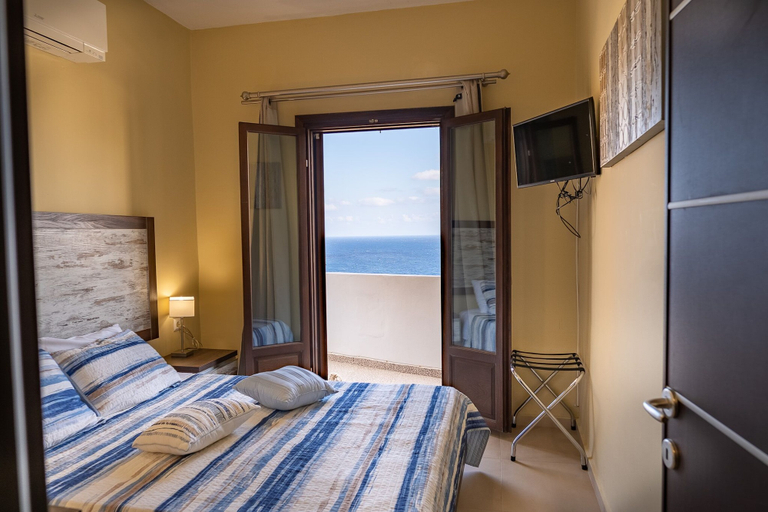 Bedroom 4, Theoxenia Suites & Apartments, South Aegean