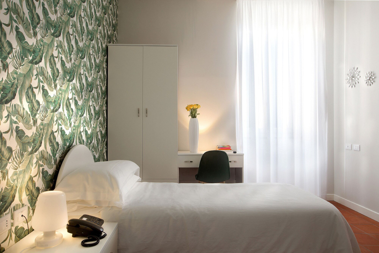 Bedroom 3, Palazzo Sant'Antonio, Napoli