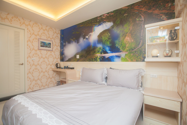 Bedroom 3, Waterfront Guesthouse, Nantou