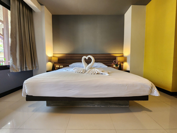 Bedroom 12