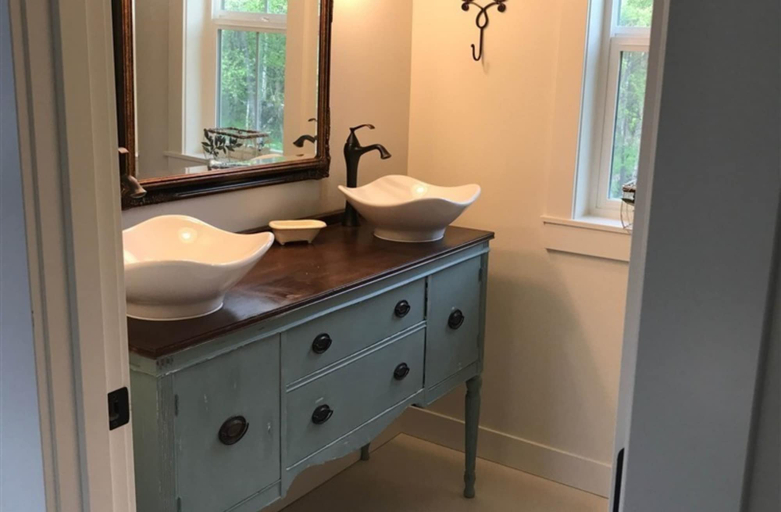 Bathroom 4, Snowgoose Pond Bed & Breakfast, Matanuska-Susitna