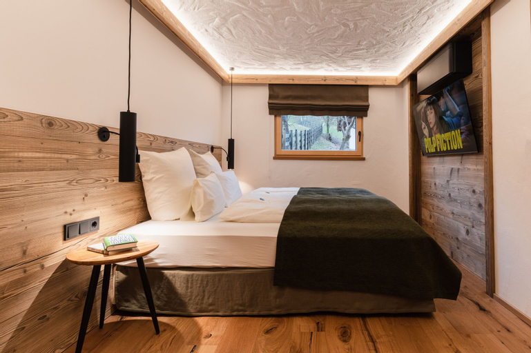 Bedroom 6